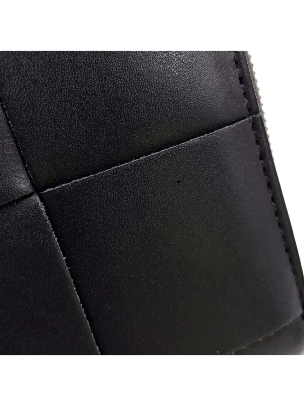 Bottega Veneta Maxi Intrecciato Leather Gray Wallet Silver